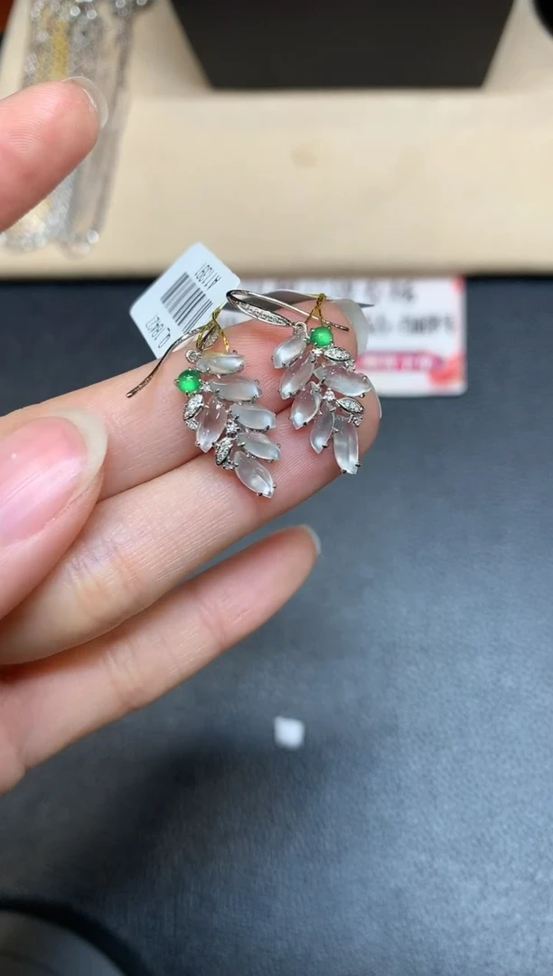 【闪购商品】翡翠耳饰18K金镶嵌【无鉴赏期