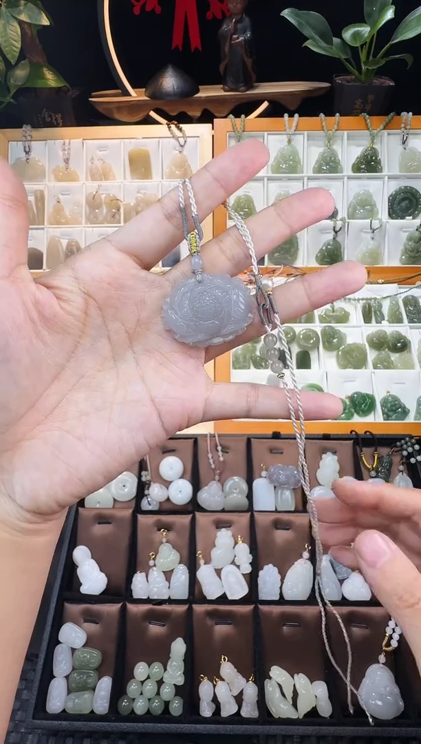 【闪购商品】和田玉颈饰未镶嵌烟紫花