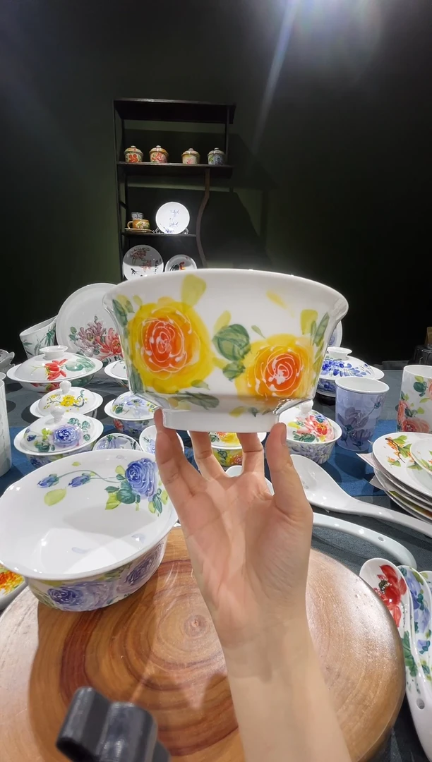 碗景德镇高温釉下彩7.5英寸金钟碗黄玫瑰