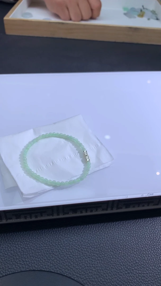 【闪购商品】翡翠手链未镶嵌翡翠