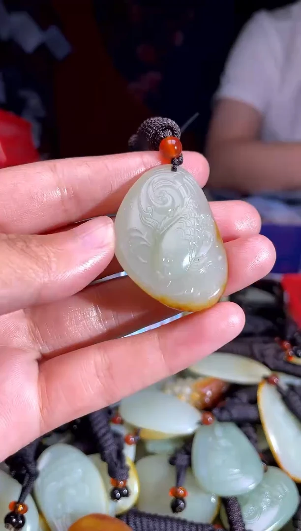 和田玉未镶嵌挂件1