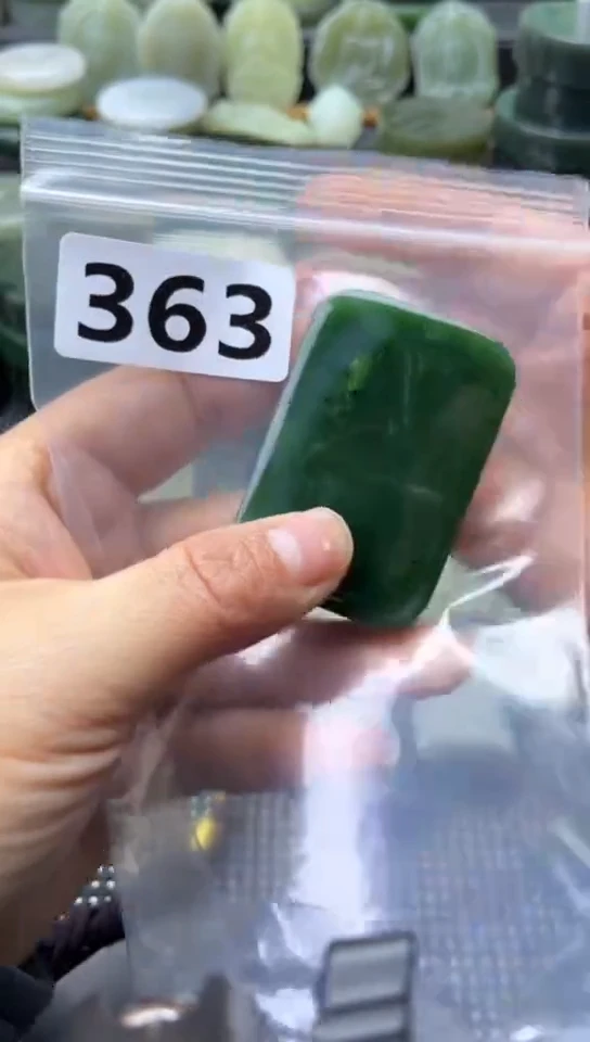 未镶嵌和田玉珠宝半成品牌子