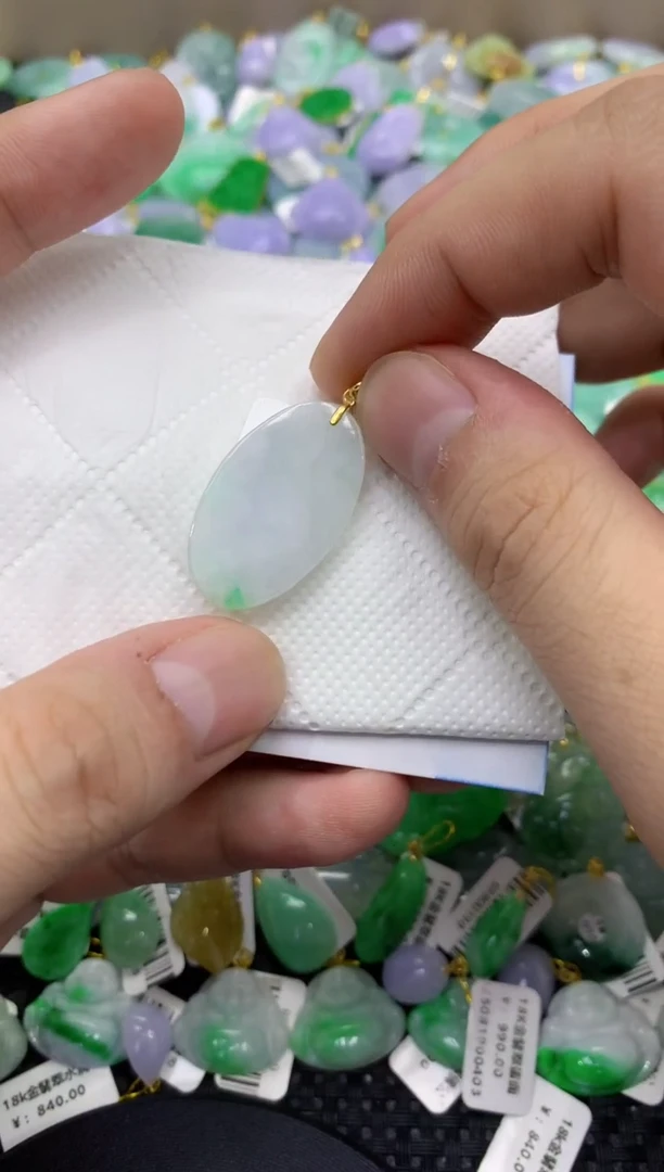 颈饰未镶嵌翡翠天然缅甸翡翠A货