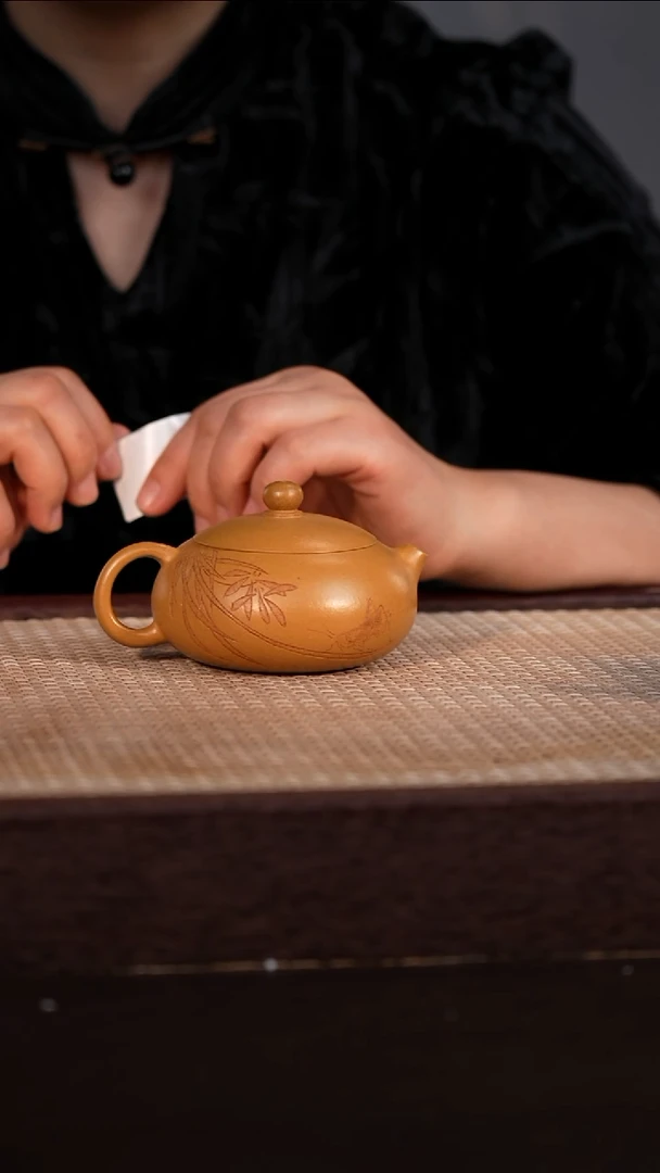 茶壶紫砂黄金段 150cc