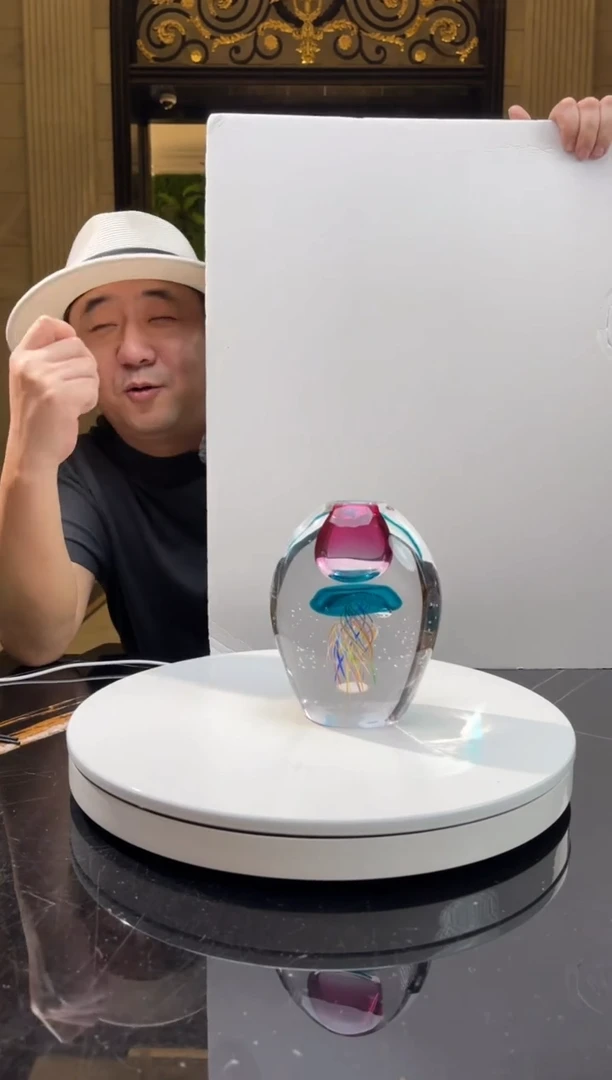 【闪购商品】摆件AJ1010027水母香薰瓶