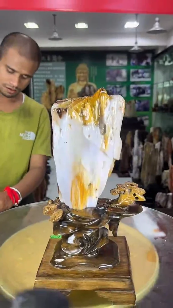 缅甸天然树化玉摆件