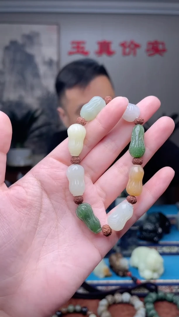 未镶嵌和田玉挂件禅***?1