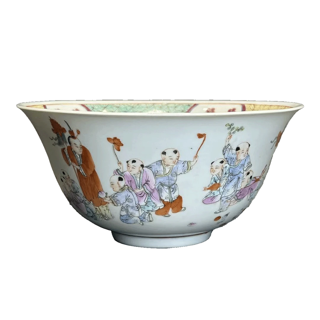25015221x粉彩婴戏纹碗