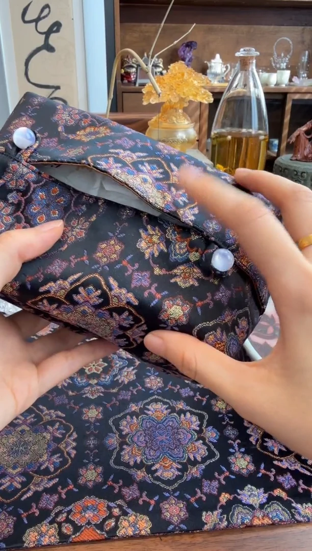 紫气东来纸巾袋1111