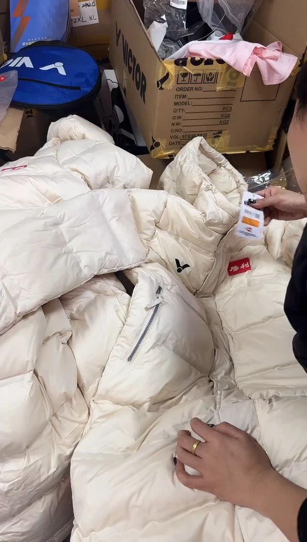 5号 微瑕正品 羽绒服XS码