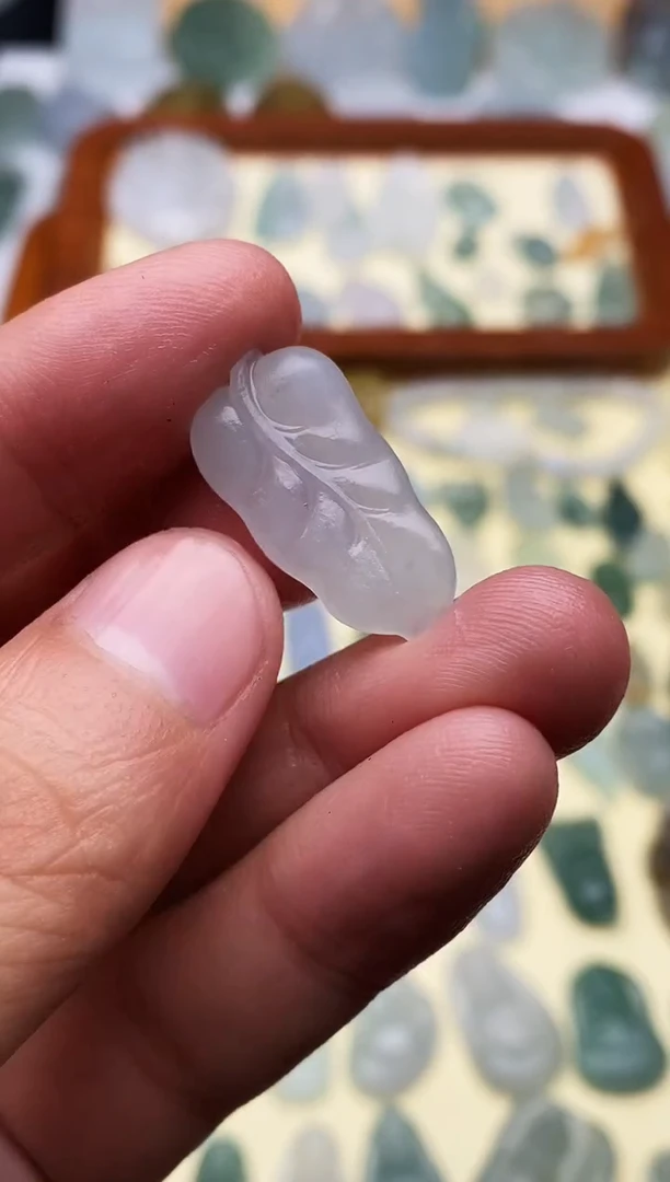 定制翡翠未镶嵌天然缅甸A货翡翠