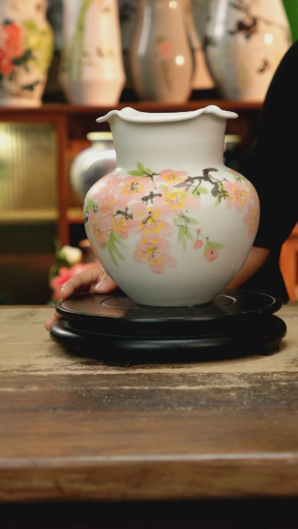 摆件 景德镇纯手工釉下彩精品花瓶
