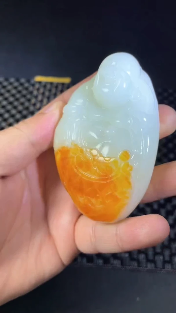 和田玉未镶嵌颈饰和田玉14