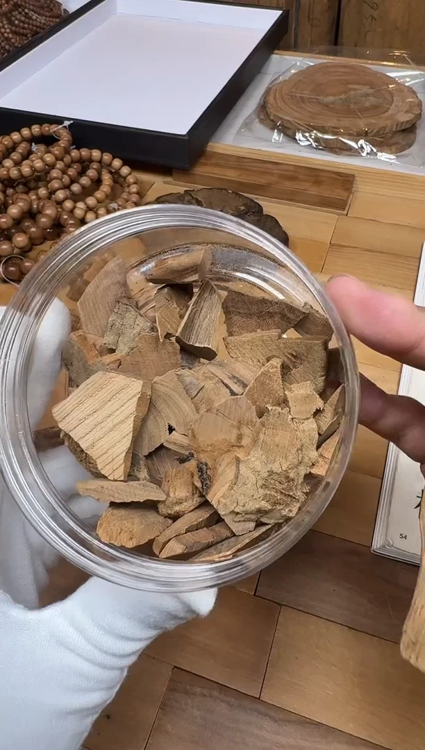 檀香木其他老山檀香四剖料碎料45克