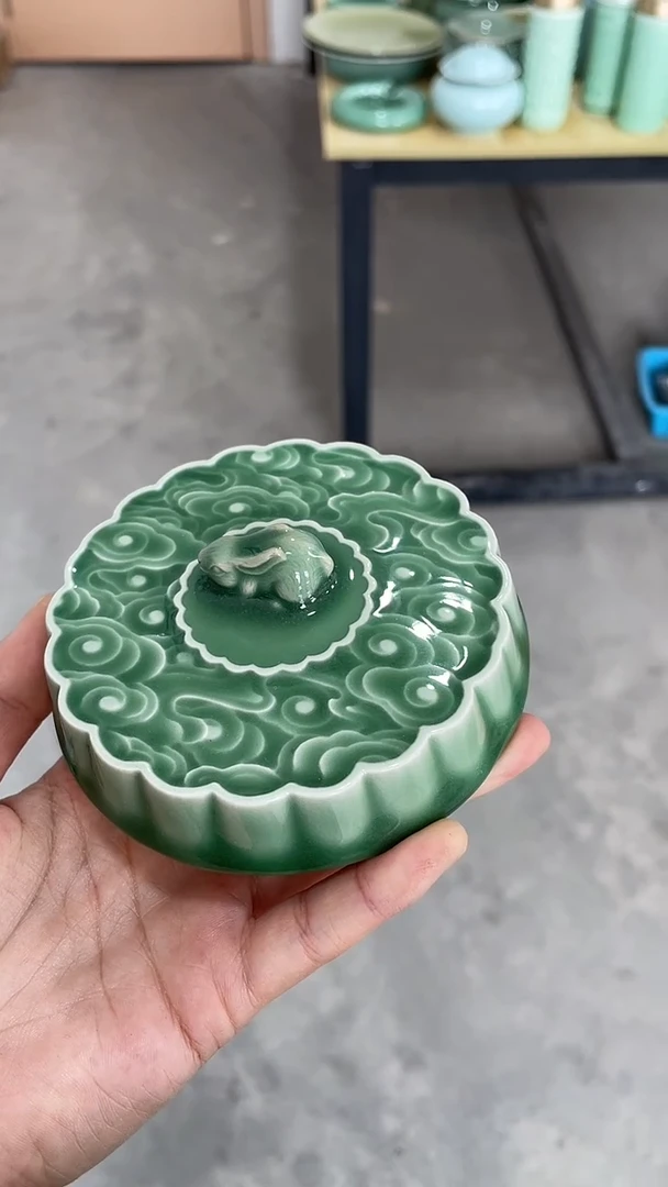 朕****你青瓷仓储福利清仓