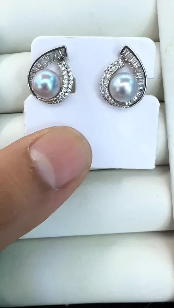 【闪购商品】海水珍珠耳饰银S925镶嵌耳钉