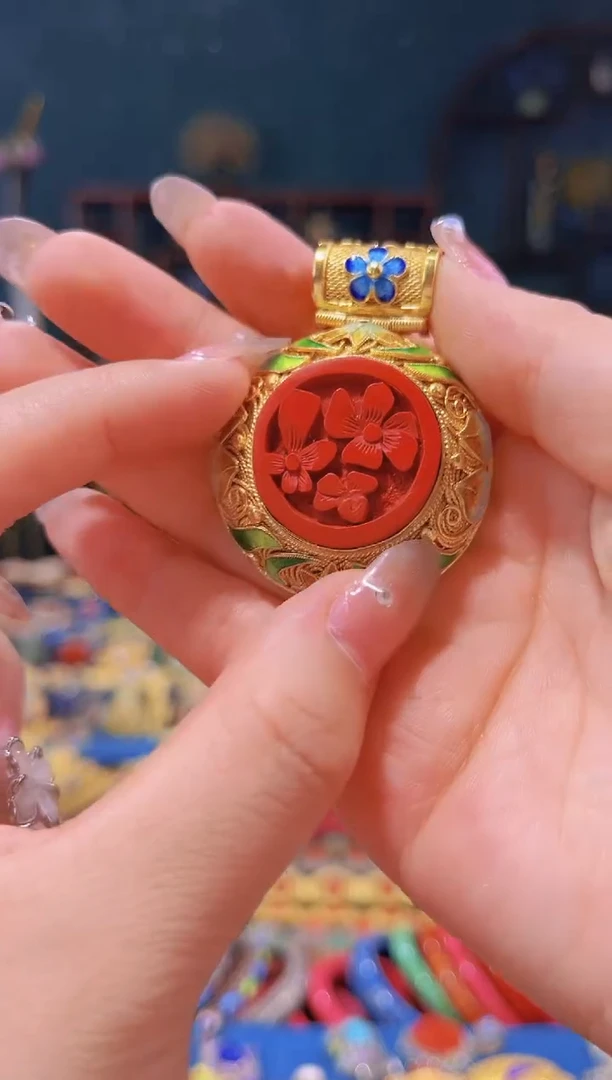 非遗花丝镶嵌吊坠