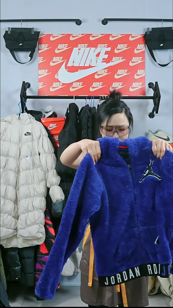 958闪购编码Nike/Jordan运动衣以直播间过款为准尺码L