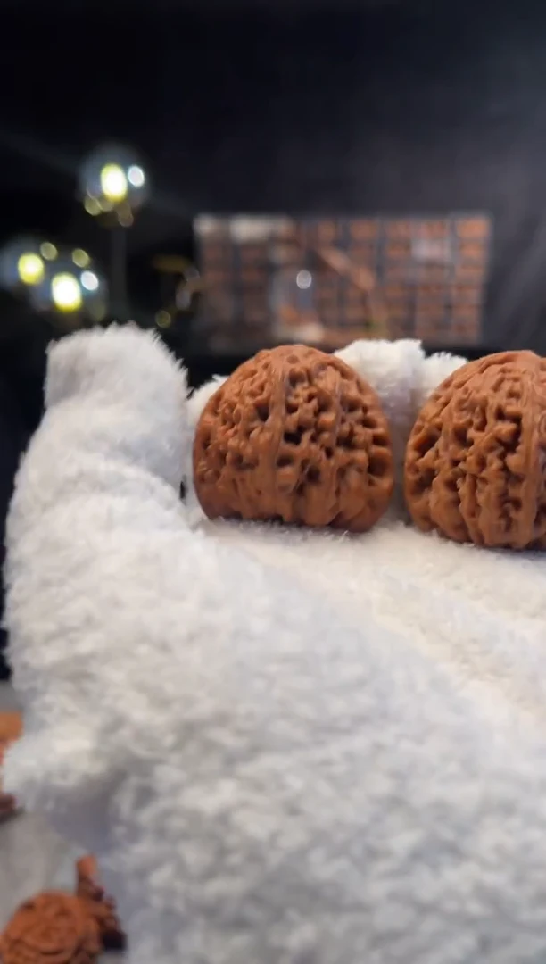 吊坠文玩核桃和*南将