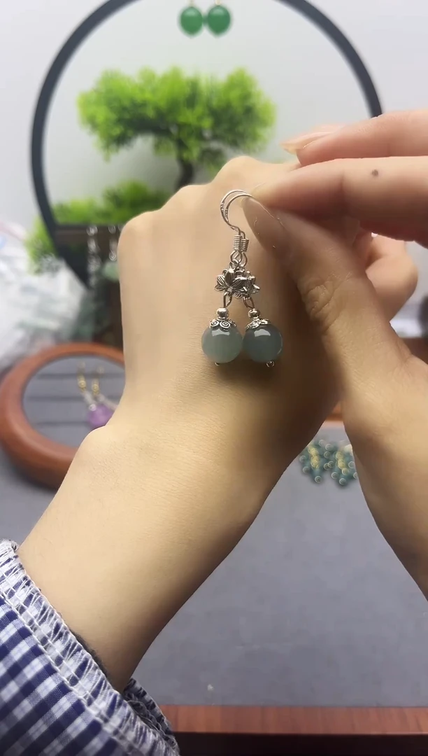 未镶嵌耳钉玛瑙/玉髓196000