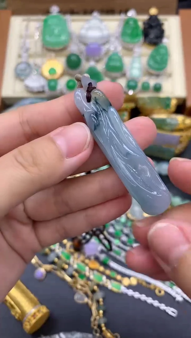 翡翠未镶嵌颈饰163-中国好珍宝