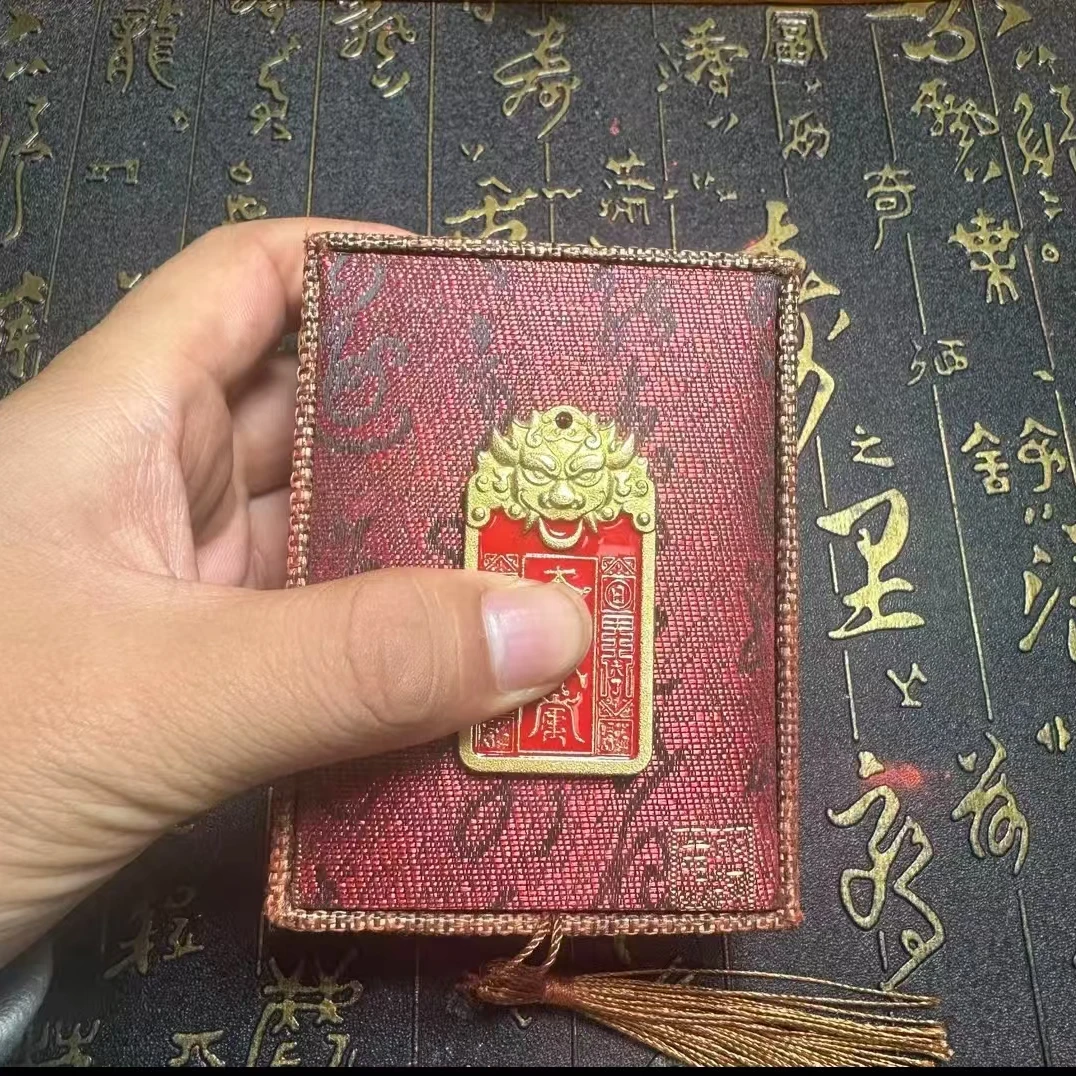 老师傅手工大将军摆件