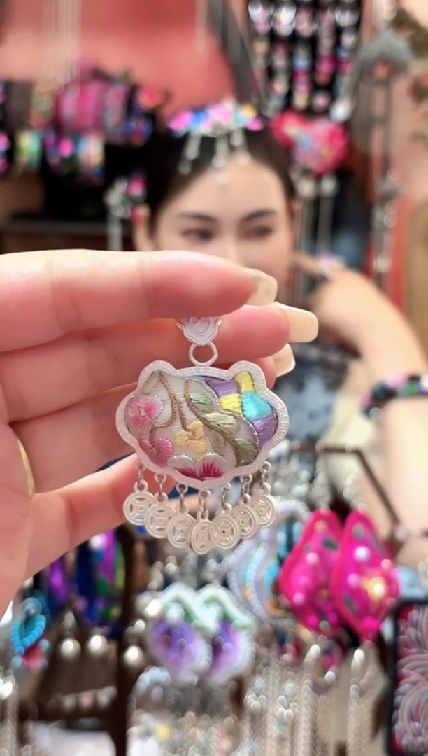 织绣小*露云织谣民族风精美饰品 36