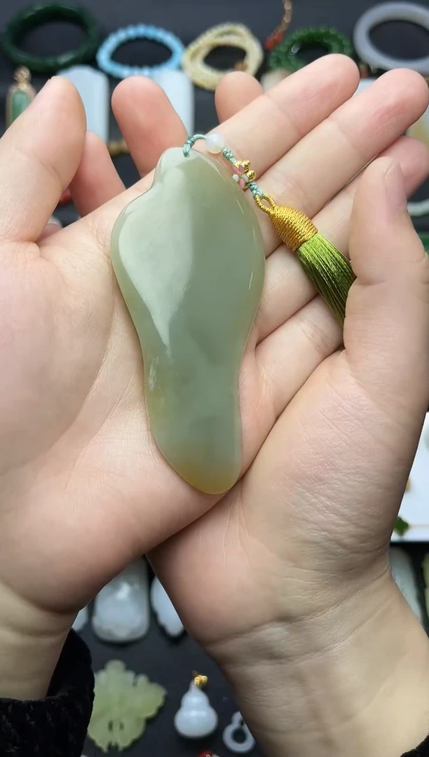 未镶嵌和田玉把件刮痧板06