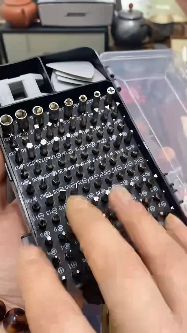 瓷片闪购商品 如图所示