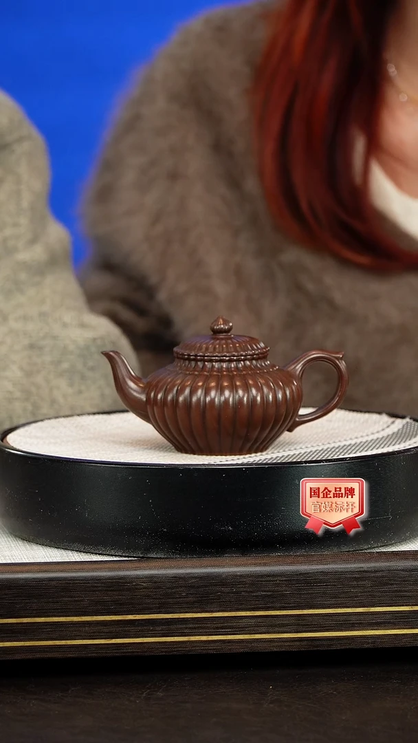 茶壶紫砂顾海荣/笑樱