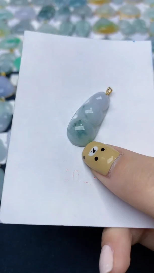 翡翠18K金镶嵌颈饰天然翡翠A货