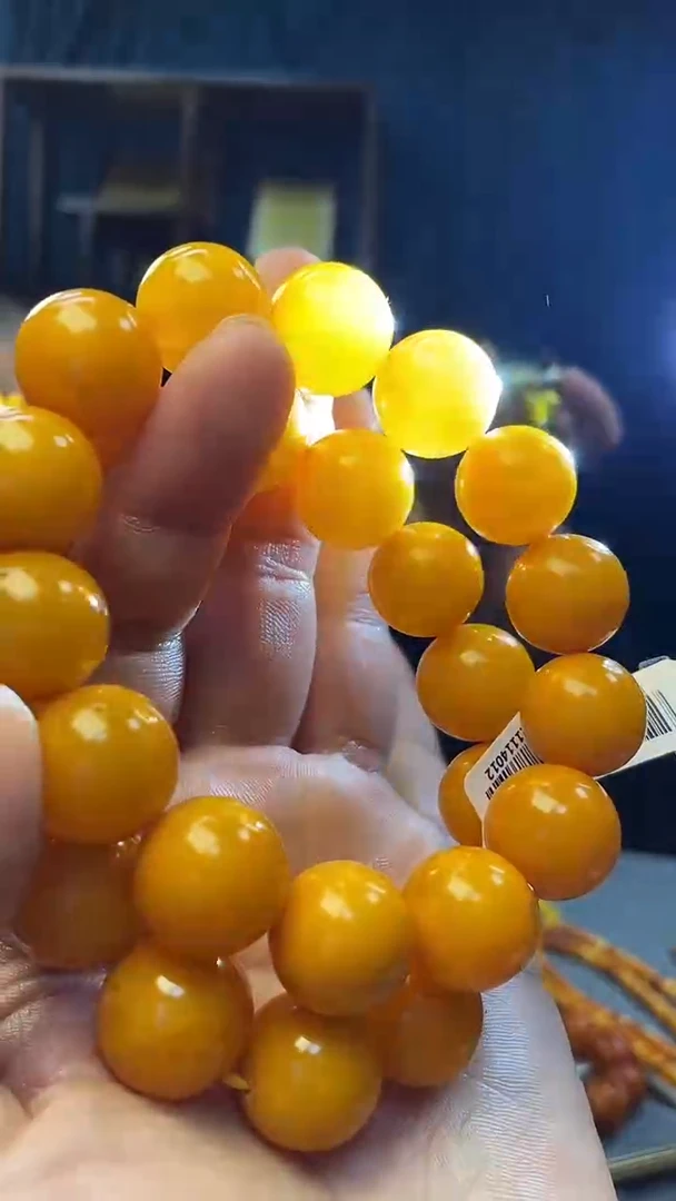 手串琥珀未镶嵌蜜蜡圆珠手串（多样性发其一）