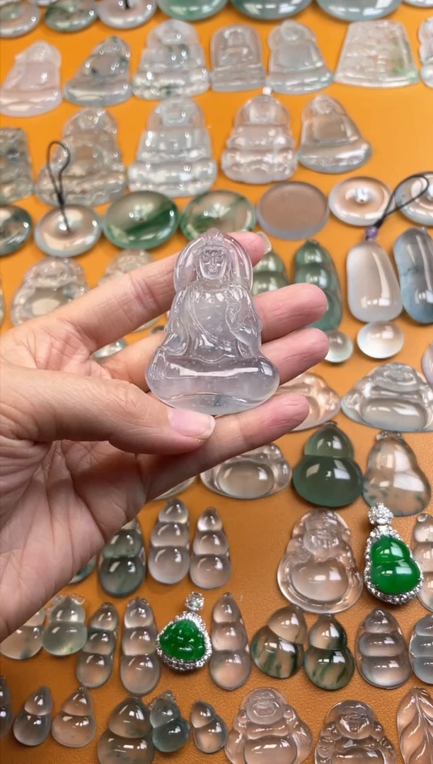 【闪购商品】翡翠吊坠(不含链)未镶嵌观音