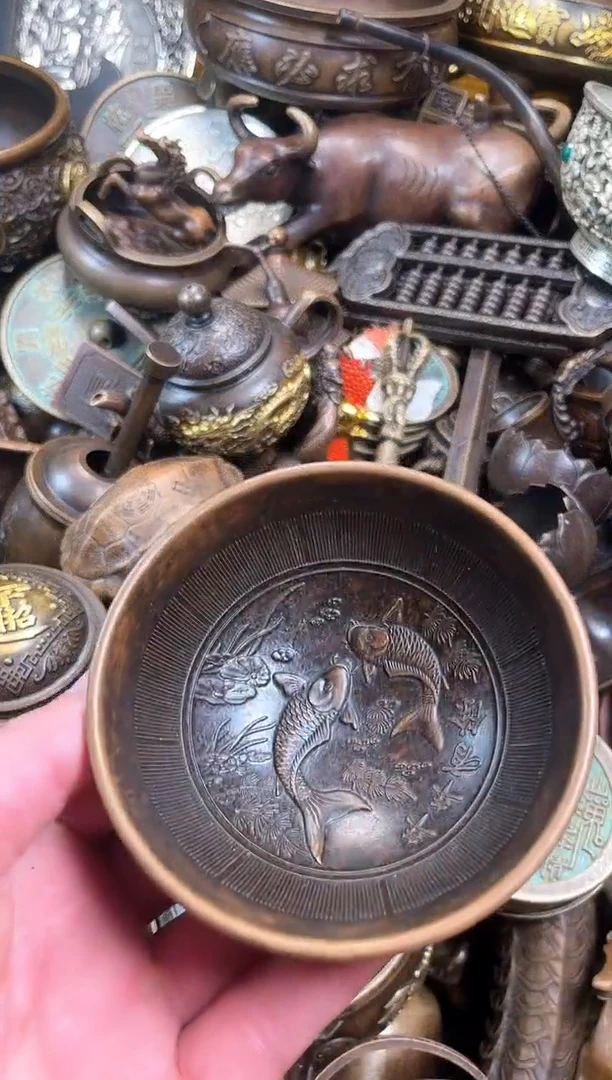 精美铜器点击下单