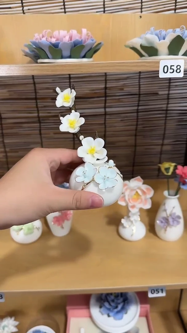 陶瓷陶瓷手捏花