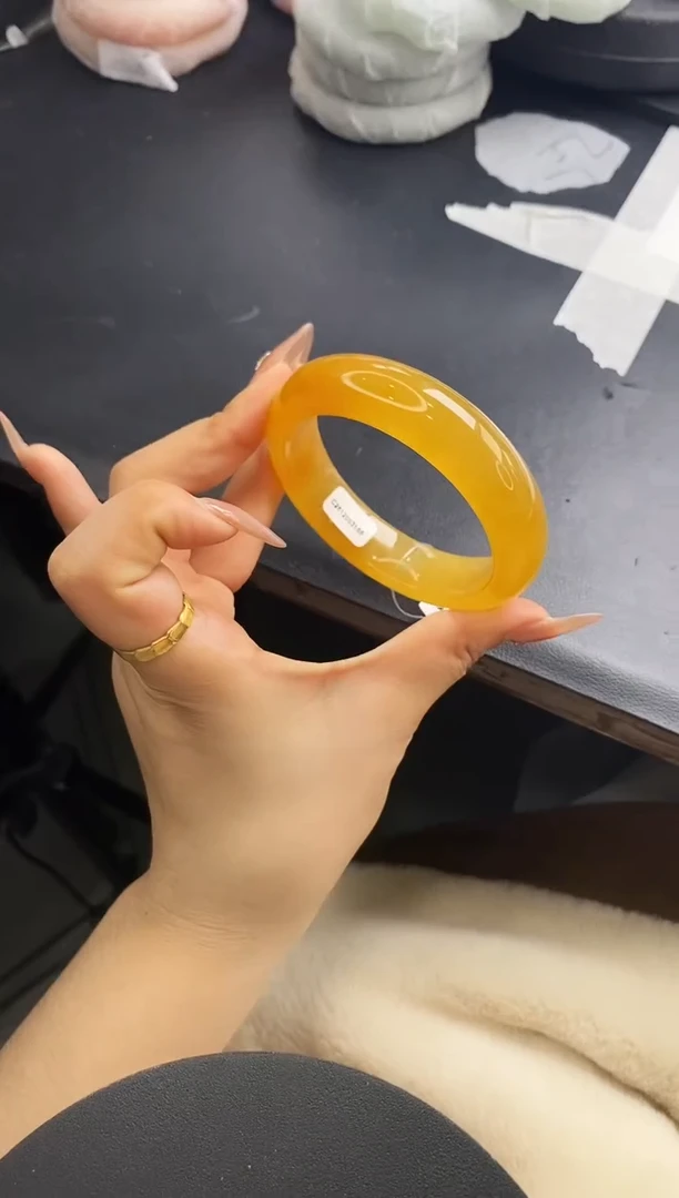 未镶嵌手镯石英质玉w77-HB57+