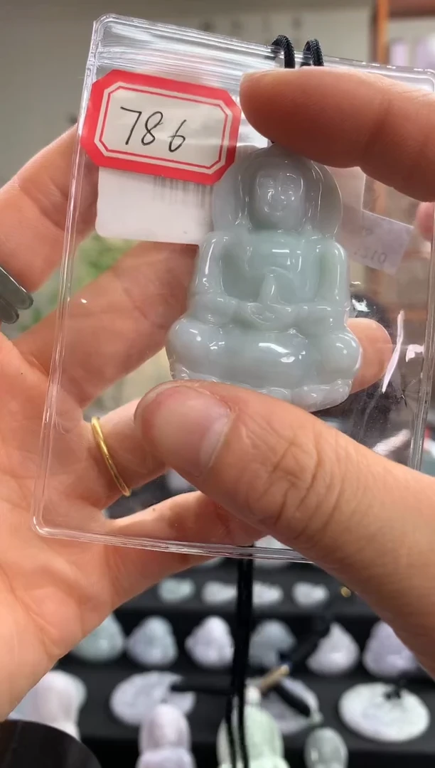 【闪购商品】翡翠颈饰未镶嵌观音786