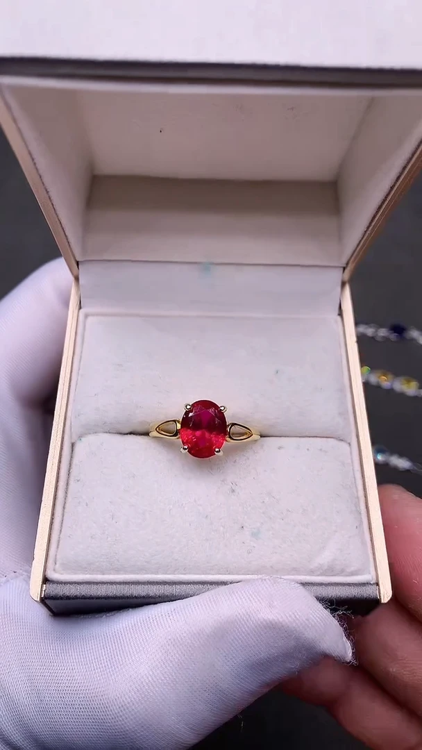 【闪购商品】红宝石戒指银S925镶嵌......