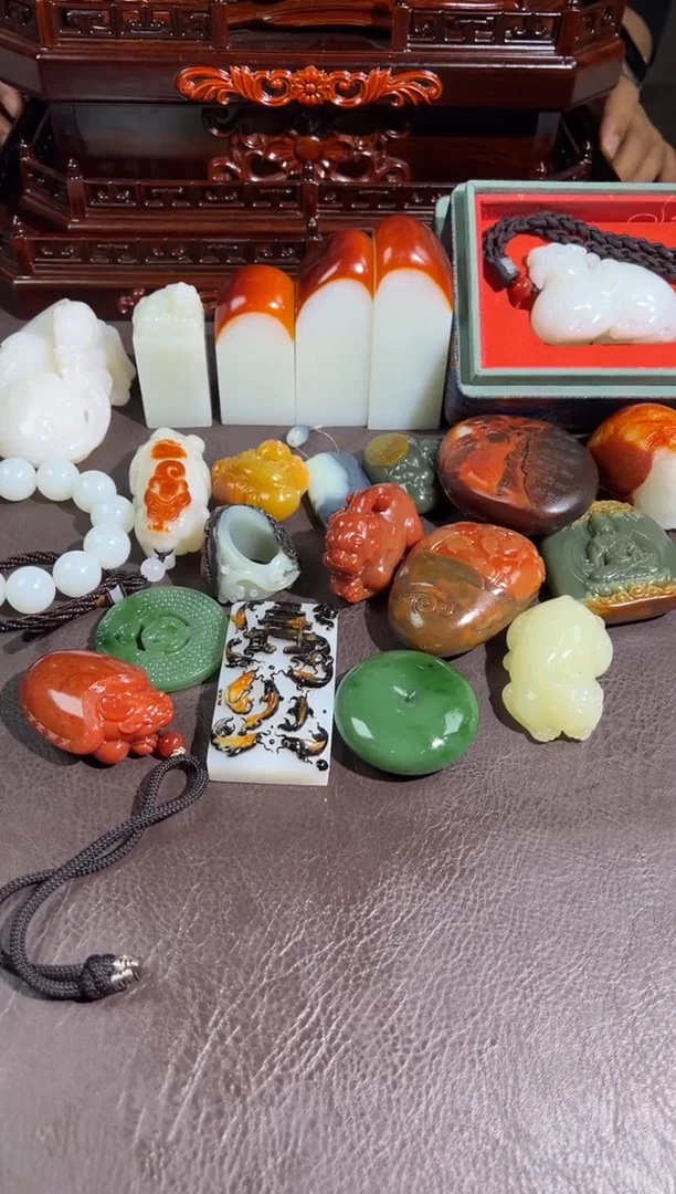 未镶嵌和田玉把件教****…和田玉