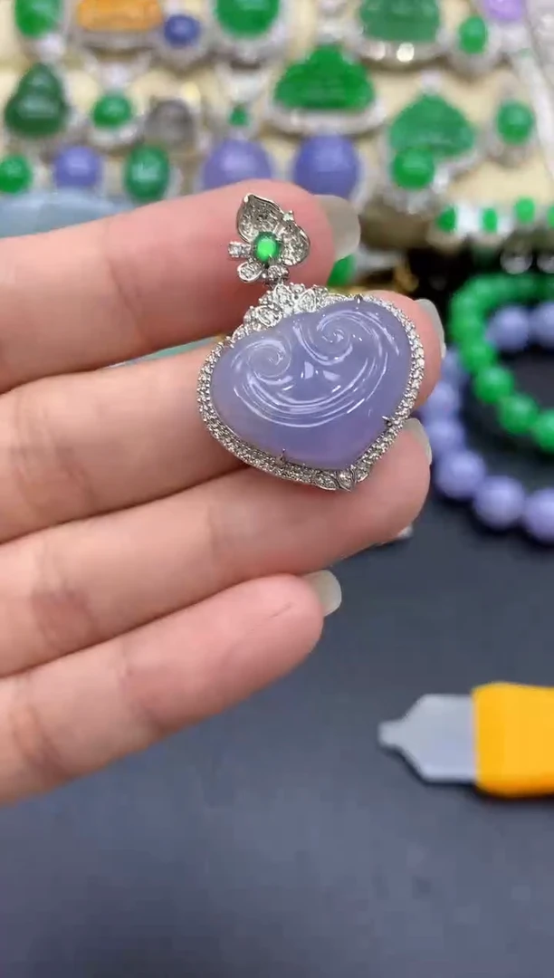 颈饰18K金镶嵌翡翠486-中国好珍宝