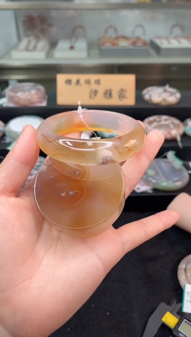 未镶嵌手镯石英质玉60圈口（赠品镯心）13648505