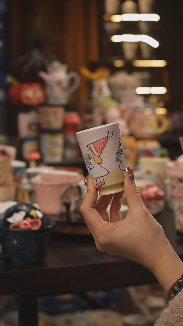 景德镇釉下彩绘设计师款式陶瓷