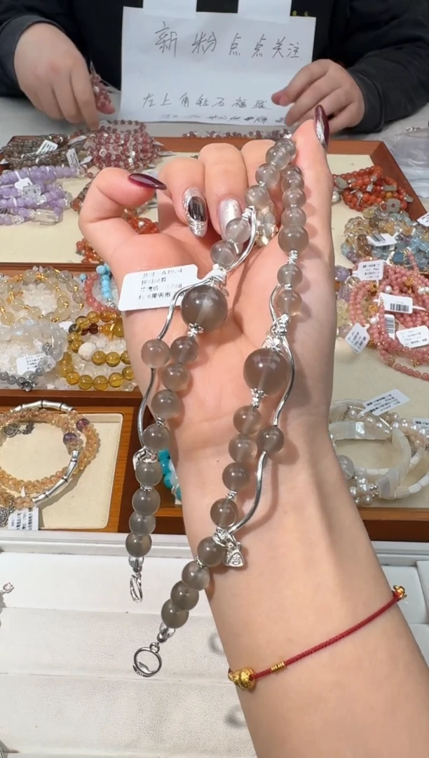 【闪购商品】水晶手链银S925镶嵌D147银月ot扣设计款