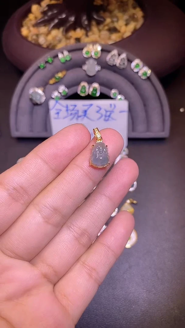 吊坠(不含链)银S925镶嵌翡翠1
