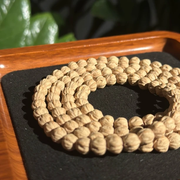 热振百香籽手串【舒禾】纯原桩粉皮香莲花顺纹108长串文玩柏香籽