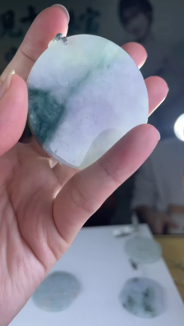 颈饰未镶嵌翡翠翡翠多样性发其一