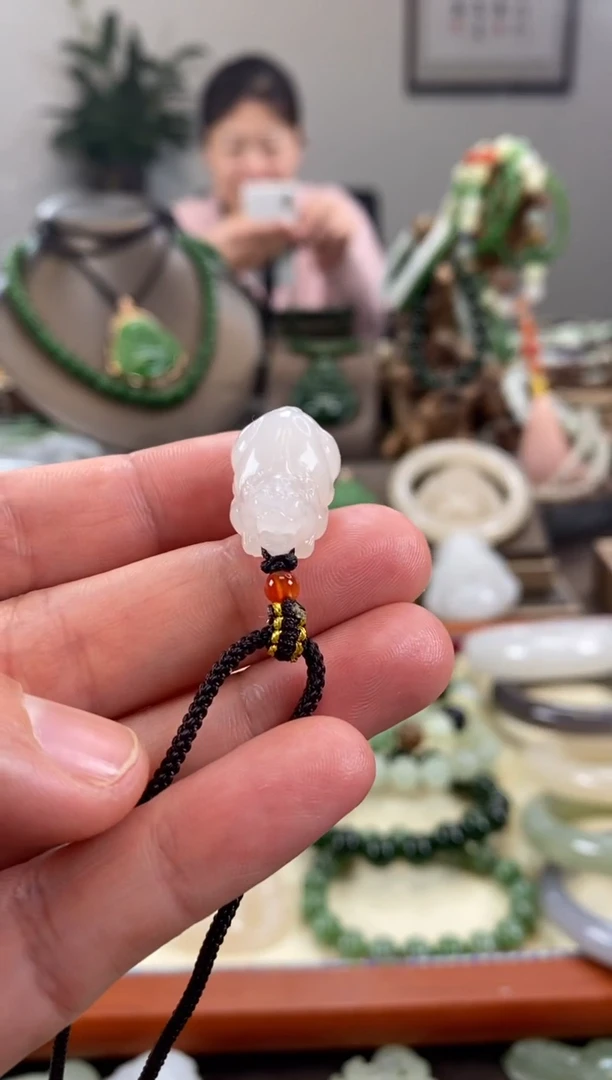 【闪购商品】和田玉颈饰未镶嵌貔貅