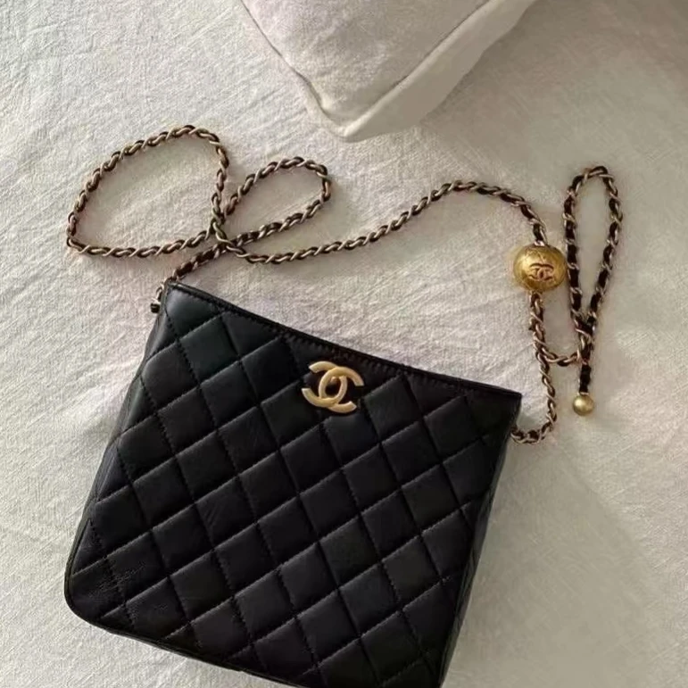 99新 Chanel/香奈儿 青奢荟/黑色金球hobo腋下斜挎包/68240