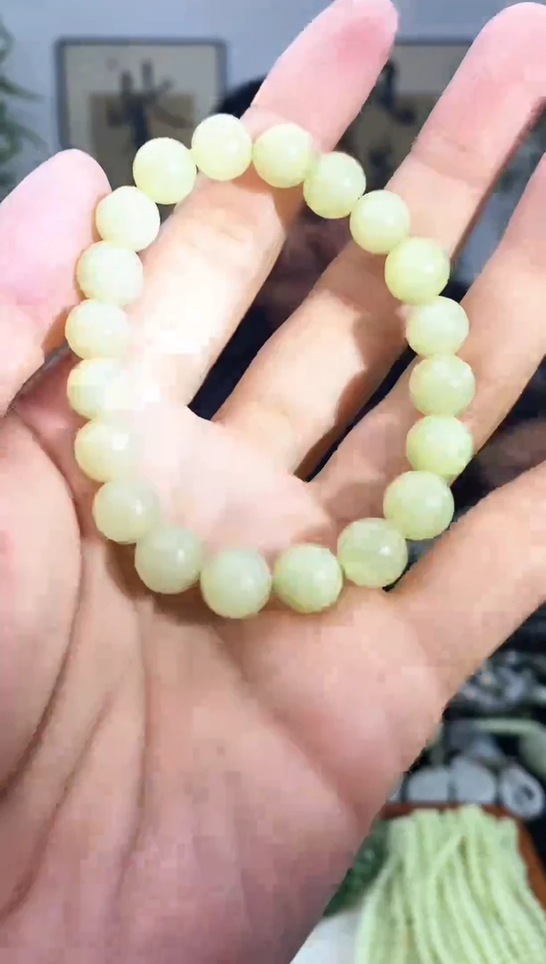 和田玉未镶嵌颈饰1