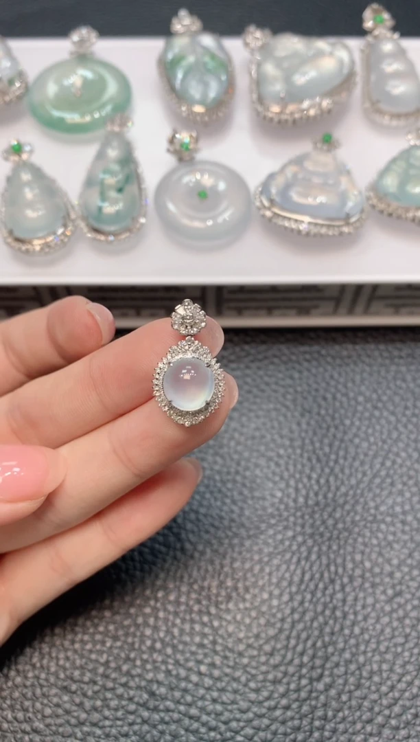 翡翠18K金镶嵌吊坠(不含链)C85翡翠